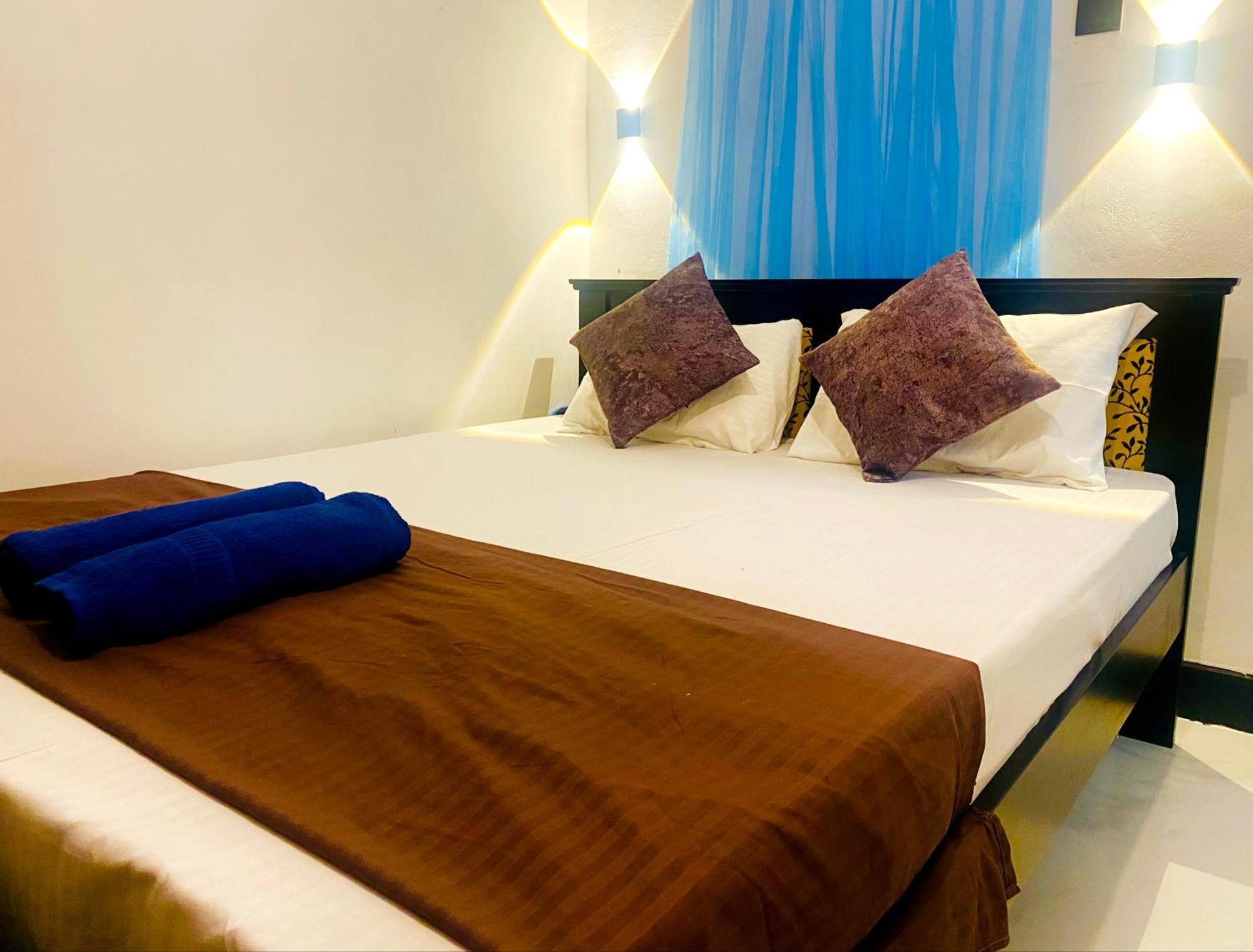 Fly Infinity - Home Stay كاندي المظهر الخارجي الصورة